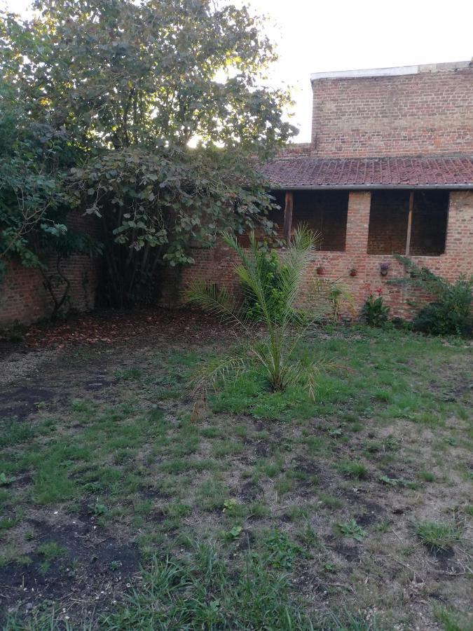 Sweet Garden Villa La Fere Exterior photo
