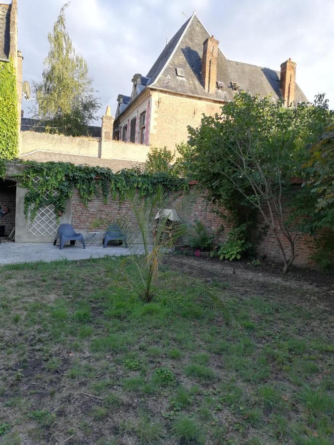 Sweet Garden Villa La Fere Exterior photo
